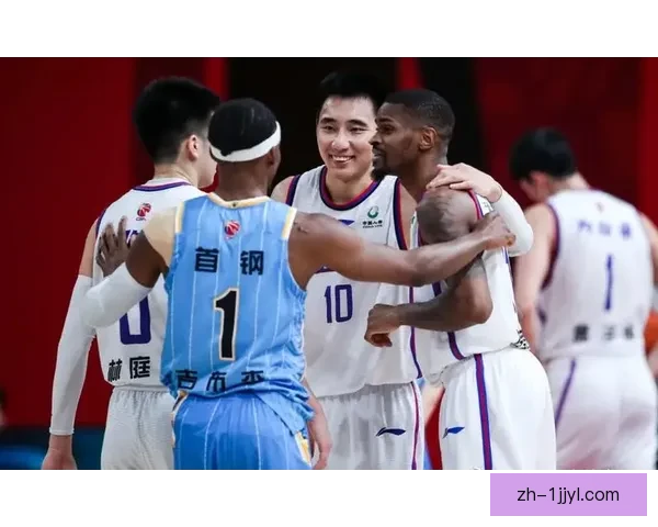 球迷雪球砸裁判罗斯托克恐遭罚